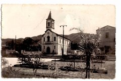 BOUSFER ANNEES 50 L EGLISE ST ANNE ET SA PLACE 04